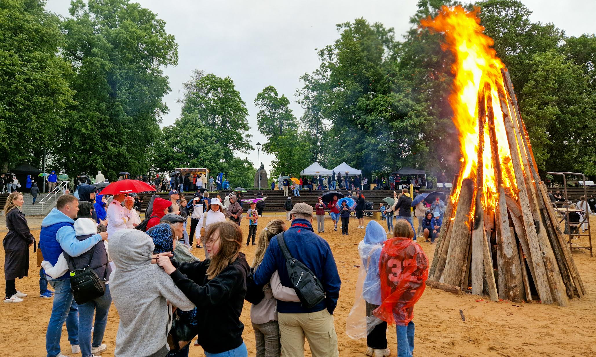 Tamula ääres peeti traditsioonilist linna jaanipidu